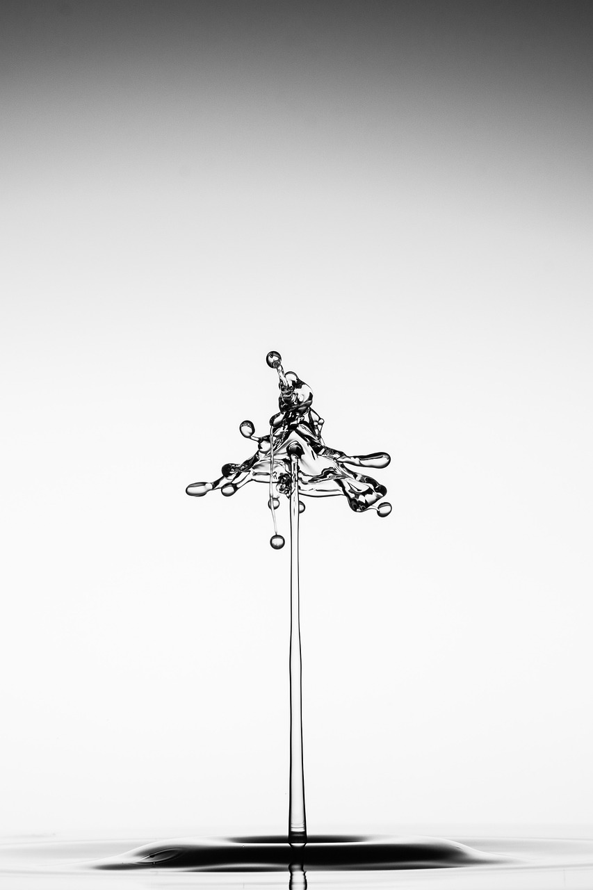 Korozja elektrochemiczna to niszczenie metali w wyniku reakcji chemicznych z udziałem przepływu elektronów